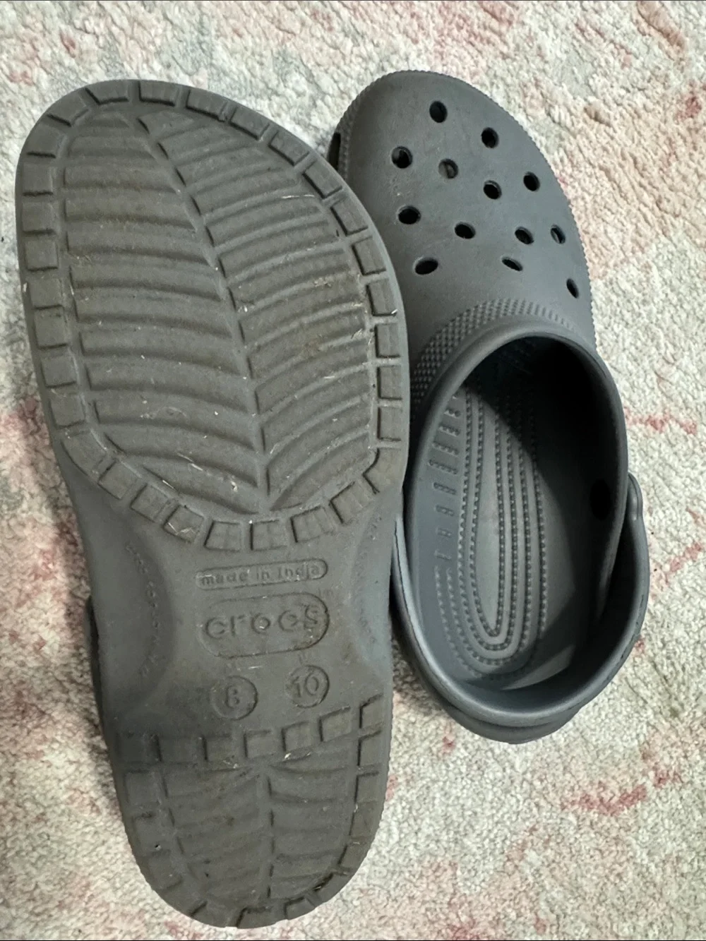 Classic clogs CROCS gray. M8 or W10 with rocket Jibbitz